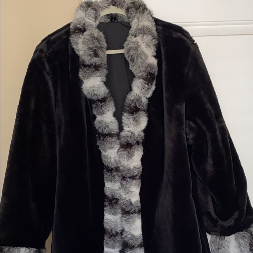 Woman Gallery reversible mink rain coat